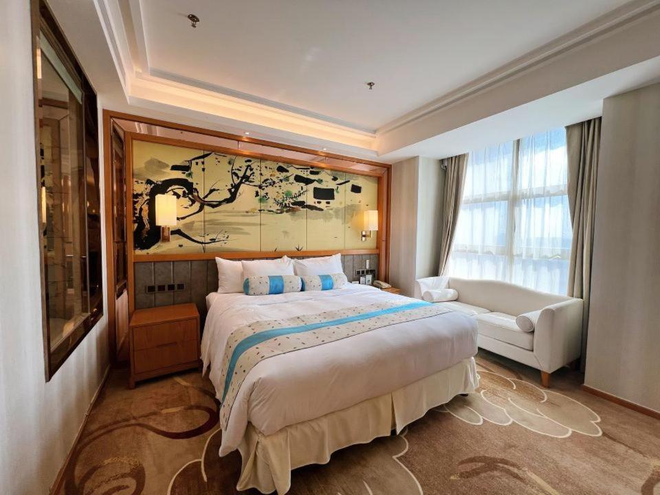 Menshine Gloria Plaza Hotel Shantou Exterior foto