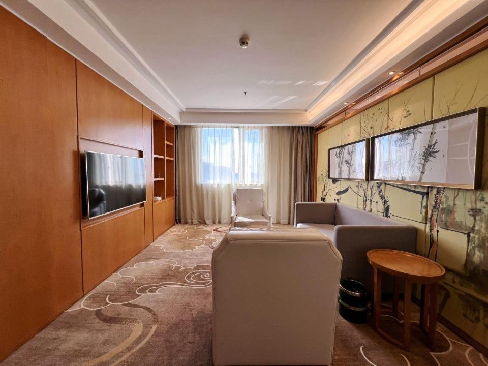 Menshine Gloria Plaza Hotel Shantou Exterior foto