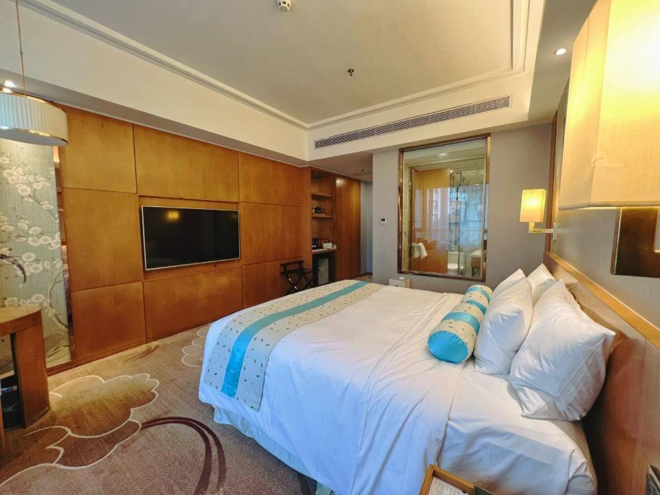Menshine Gloria Plaza Hotel Shantou Exterior foto